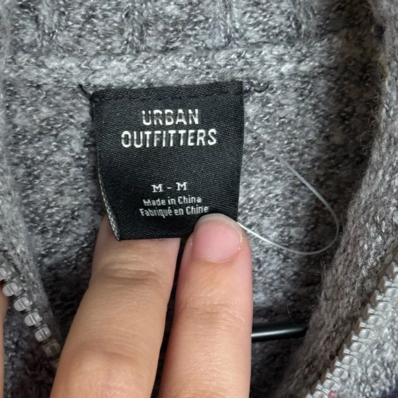 URBAN OUTFITTERS BDG Clarke Argyle Zip-Up Sweater - Picture 9 of 12